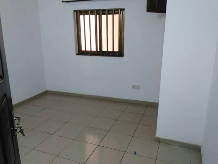 N° 4089 :
                            Appartement à louer , Agoe, Lome, Togo : 110 000 XOF/mois