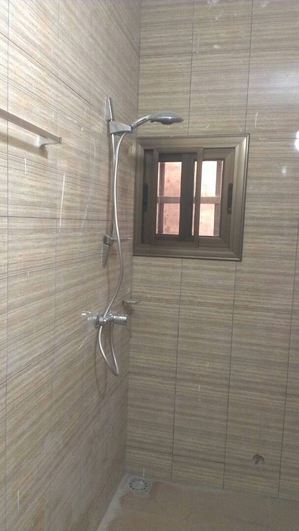 N° 4095 :
                            Appartement à louer , Agoe, Lome, Togo : 180 000 XOF/mois