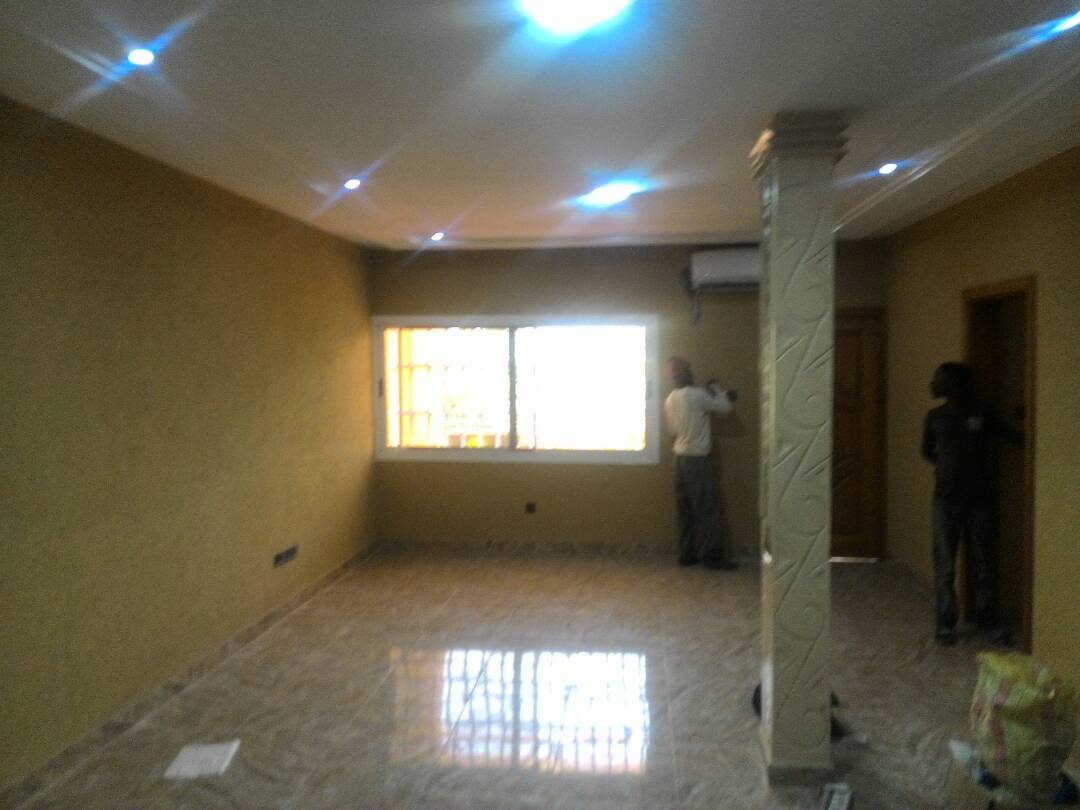 N° 4111 :
                            Villa à louer , Agoe, Lome, Togo : 150 000 XOF/mois