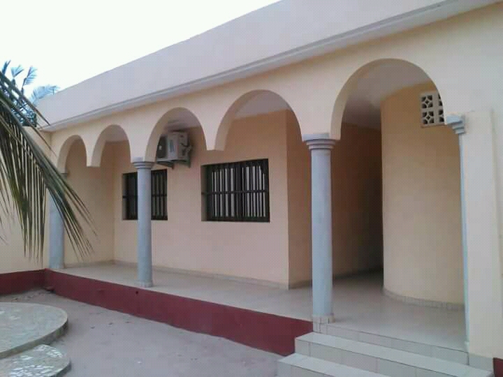 N° 4111 :
                            Villa à louer , Agoe, Lome, Togo : 150 000 XOF/mois
