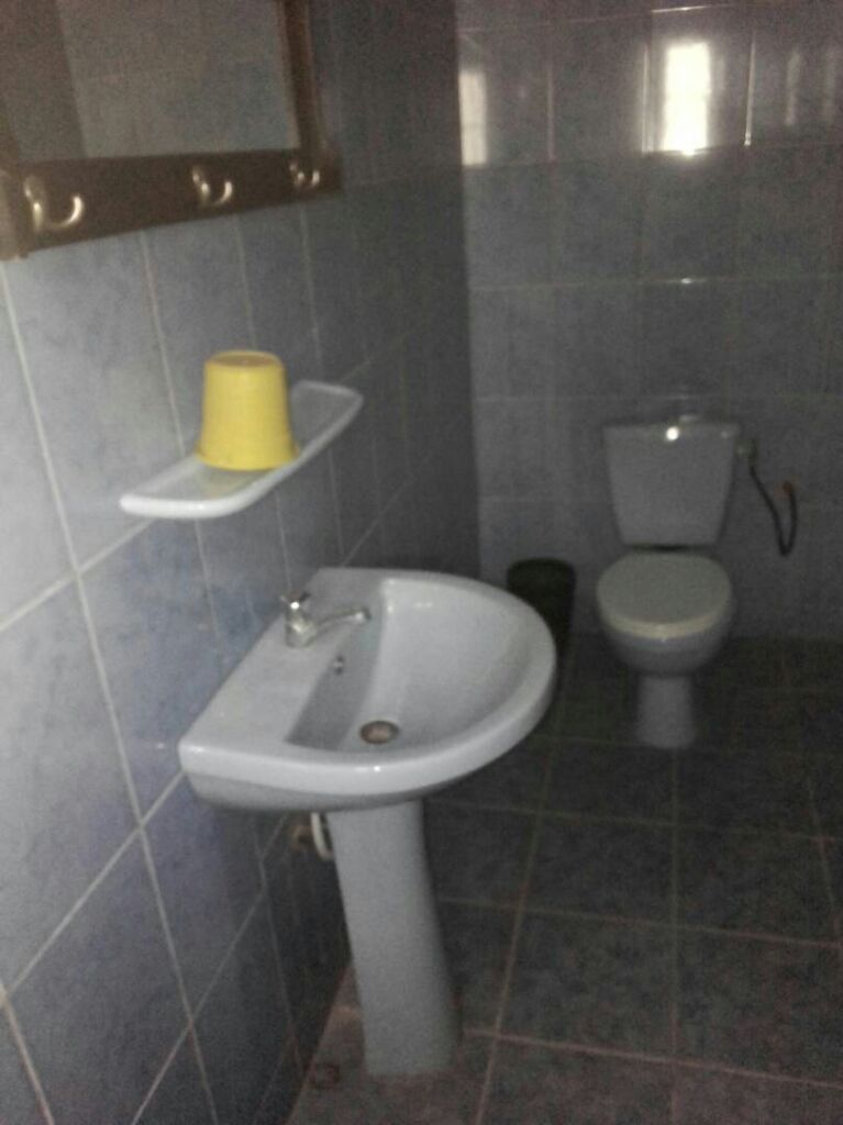 N° 4110 :
                            Villa à louer , Agoe, Lome, Togo : 150 000 XOF/mois