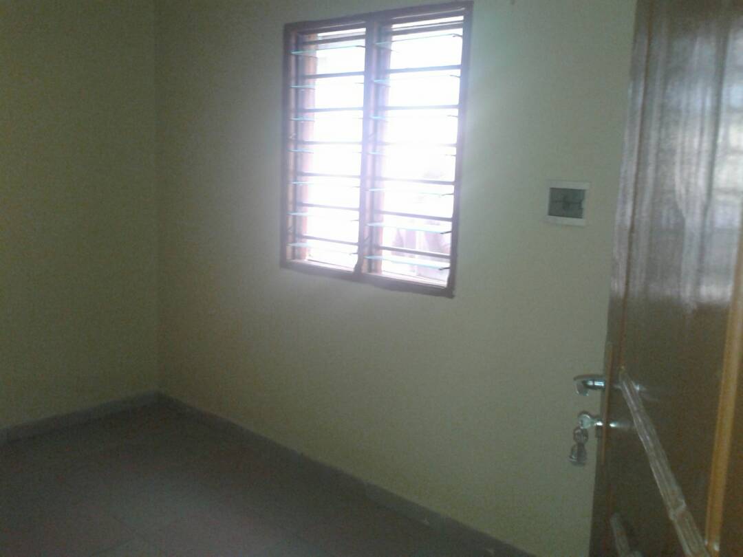 N° 4112 :
                            Appartement à louer , Avedji, Lome, Togo : 120 000 XOF/mois