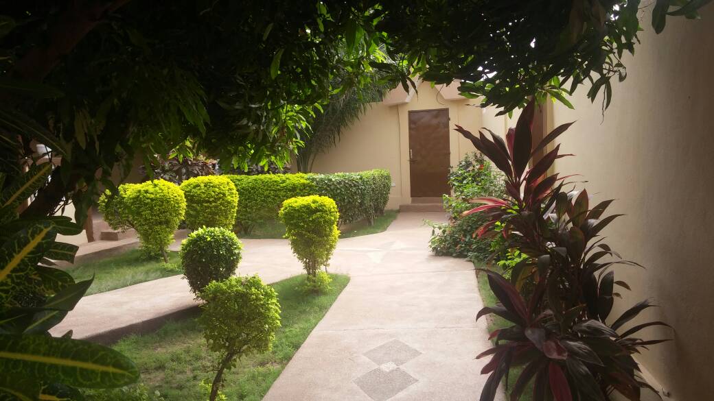 N° 4118 :
                            Villa à louer , Agoe, Lome, Togo : 250 000 XOF/mois