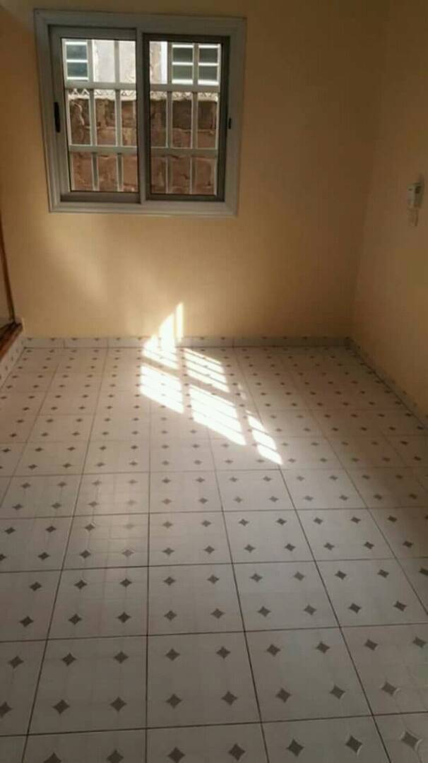 N° 4119 :
                            Villa à vendre , Adidogome, Lome, Togo : 40 000  000 XOF/vie