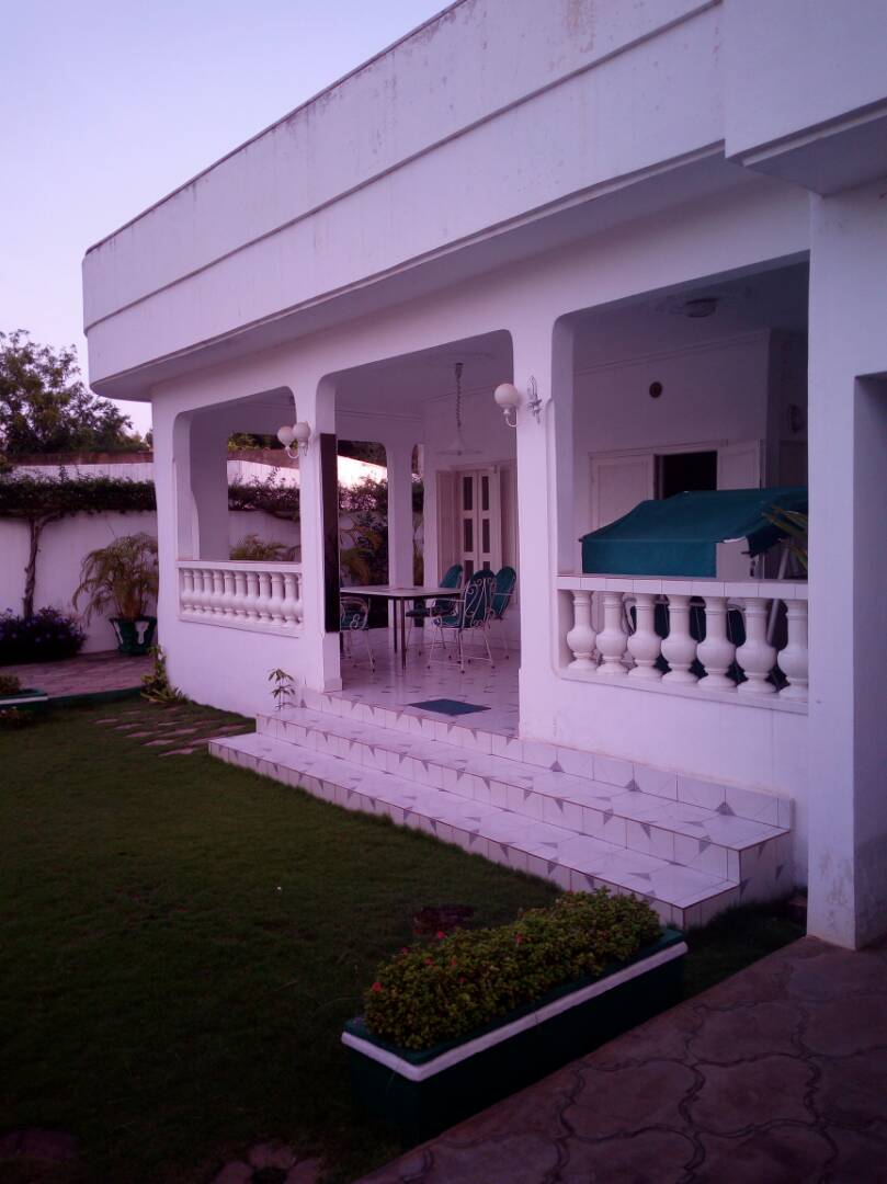 N° 4121 :
                            Villa à vendre , Adidogome, Lome, Togo : 120 000  000 XOF/vie