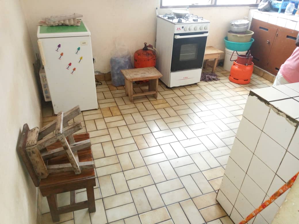 N° 4685 :
                            Villa à vendre , Nyekonakpoe , Lome, Togo : 44 000  000 XOF/vie