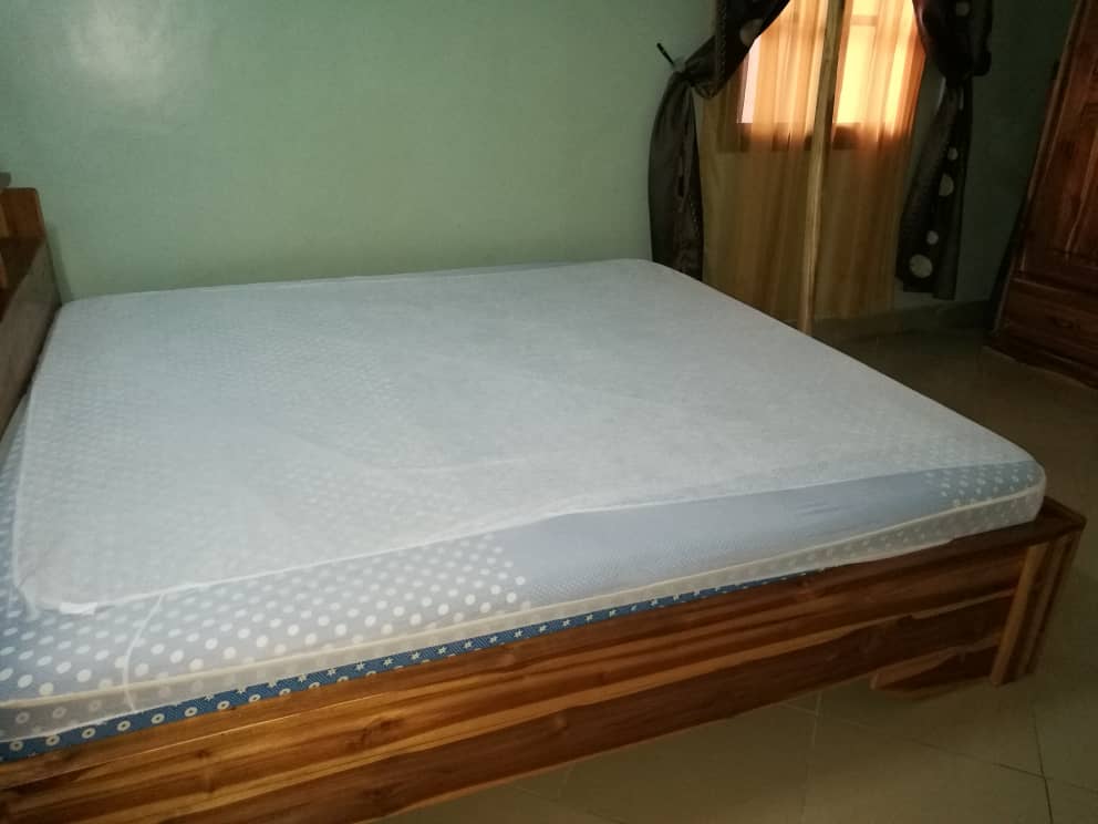 N° 4795 :
                            Villa meublée à louer , Agoe, Lome, Togo : 250 000 XOF/mois