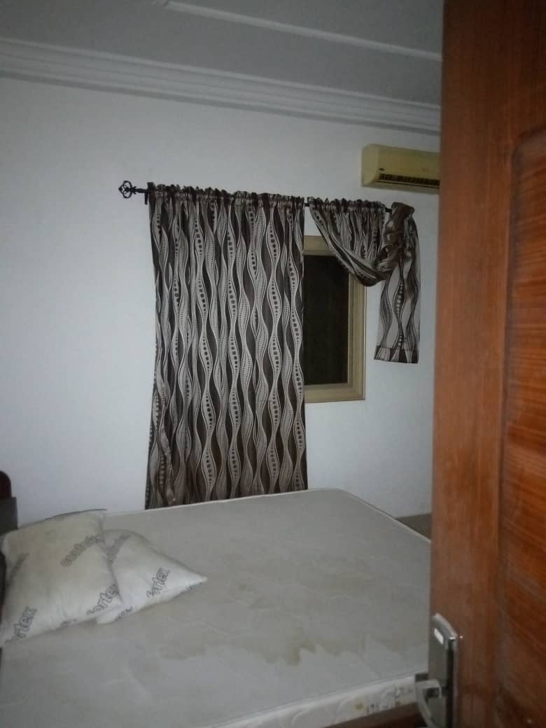 N° 4924 :
                            Appartement meublé à louer , Avepozo, Lome, Togo : 600 000 XOF/mois