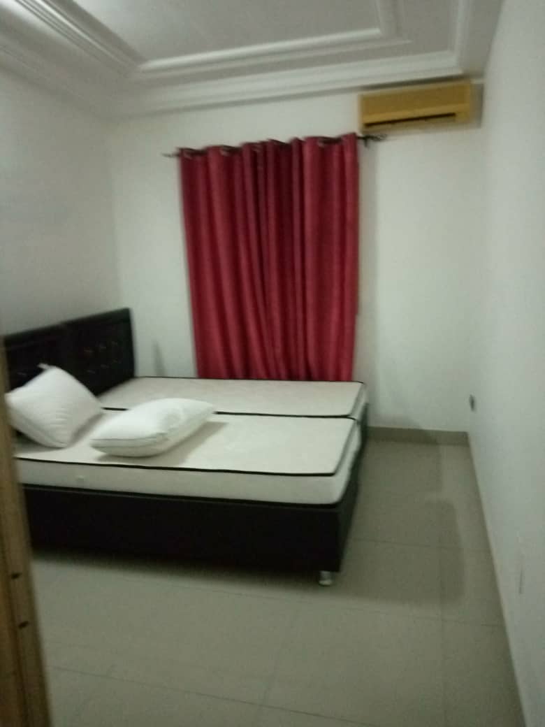N° 4924 :
                            Appartement meublé à louer , Avepozo, Lome, Togo : 600 000 XOF/mois