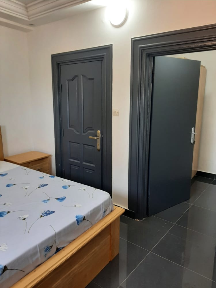 N° 5267 :
                            Appartement meublé à louer , Avenou, Lome, Togo : 500 000 XOF/mois