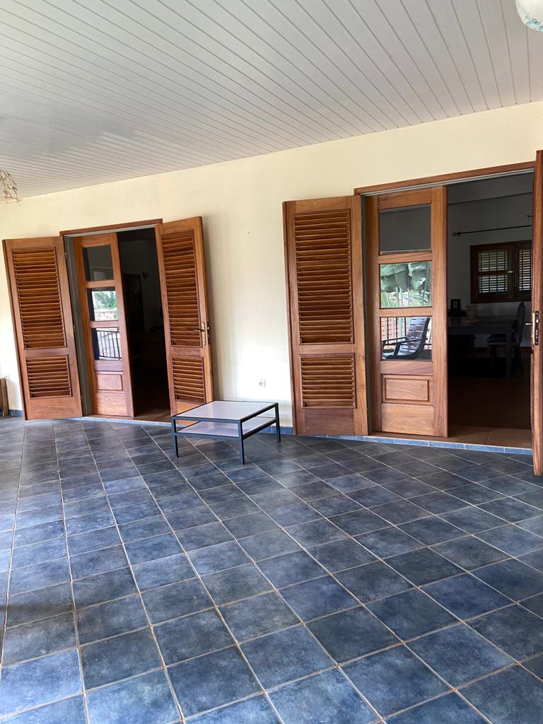 N° 5268 :
                            Villa à louer , Apedokoe, Lome, Togo : 500 000 XOF/mois