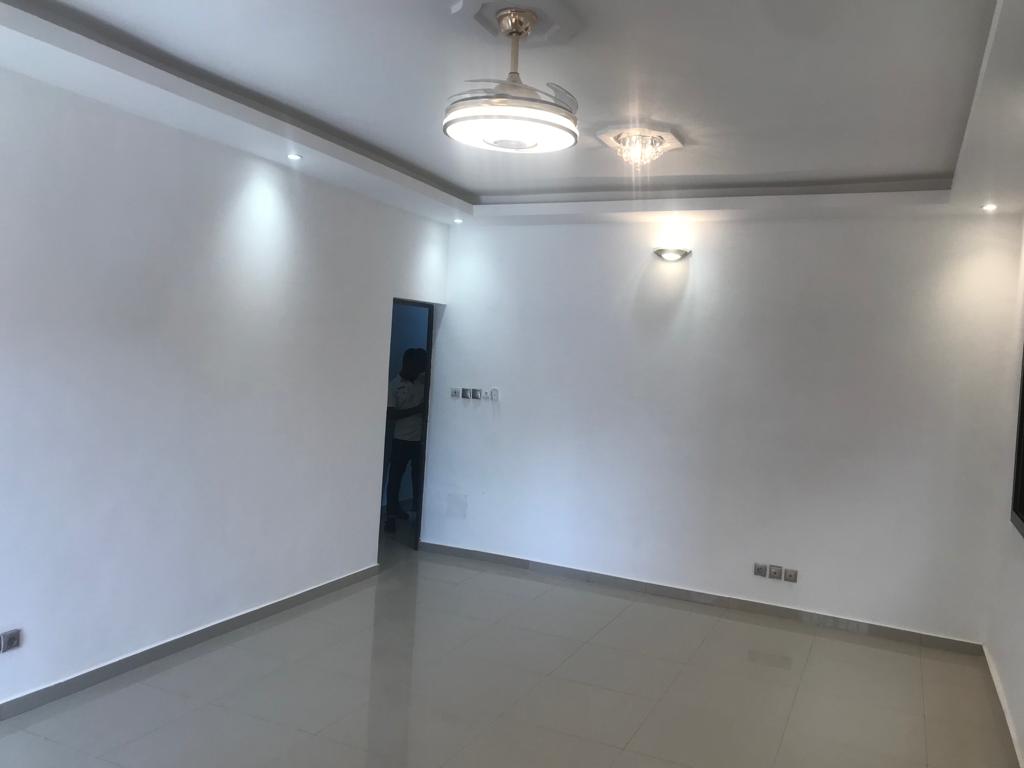 N° 5326 :
                            Villa à louer , Avepozo , Lomé, Togo : 250 000 XOF/mois