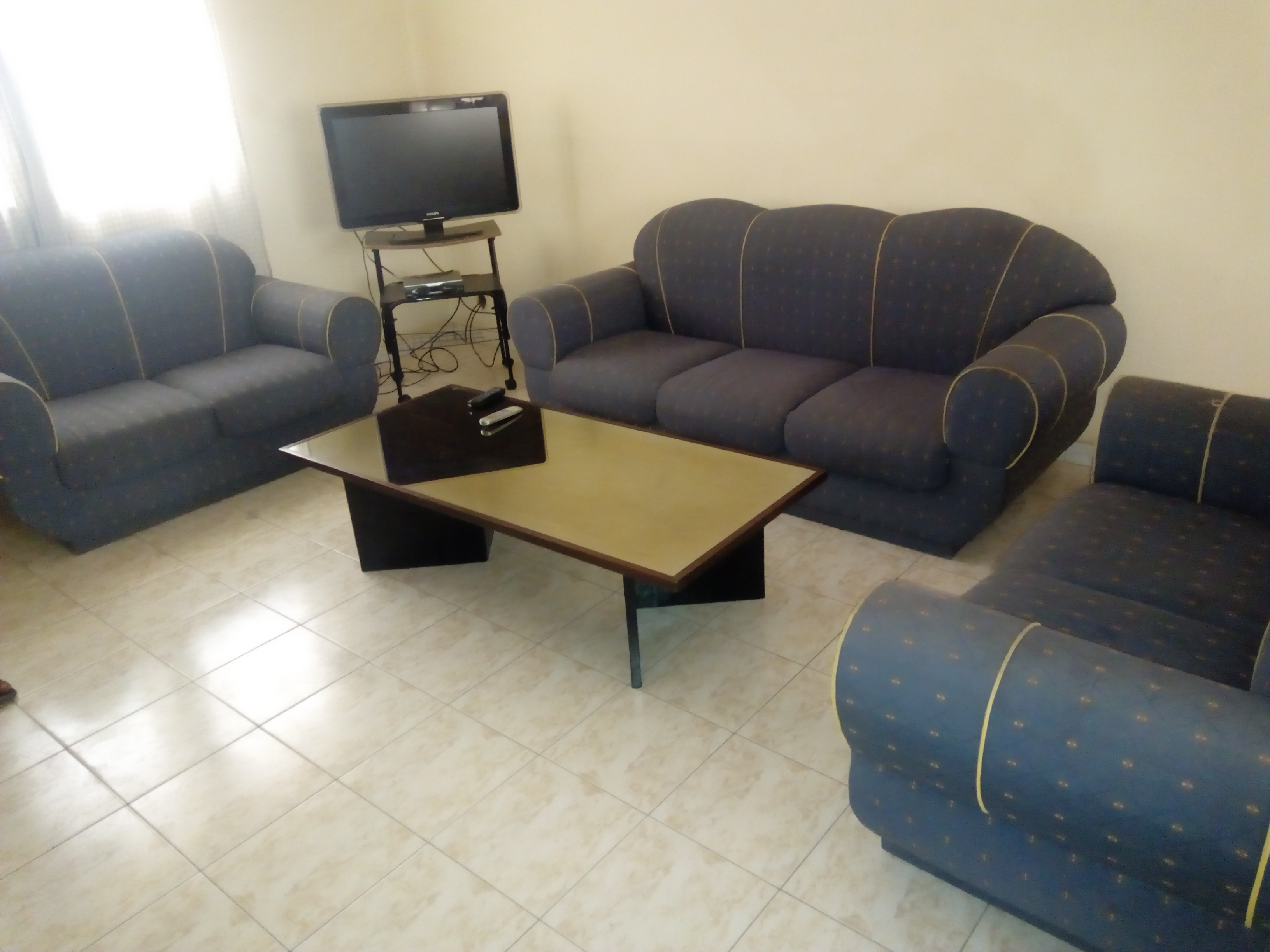 Chambre salon à louer , Lome, atikoumé