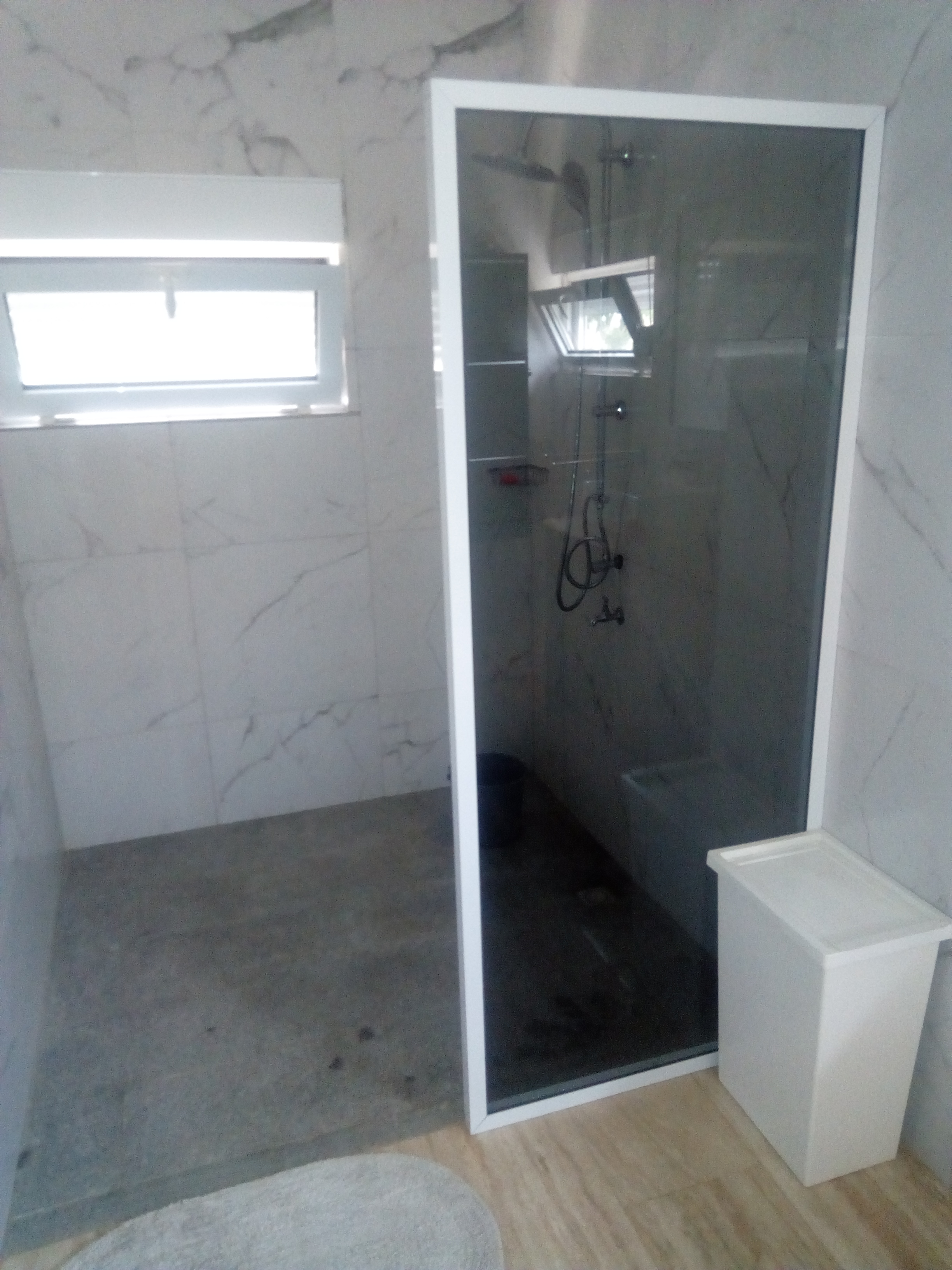 N° 4766 :
                            Studio meublé à louer , Adidogome, Lome, Togo : 600 000 XOF/mois