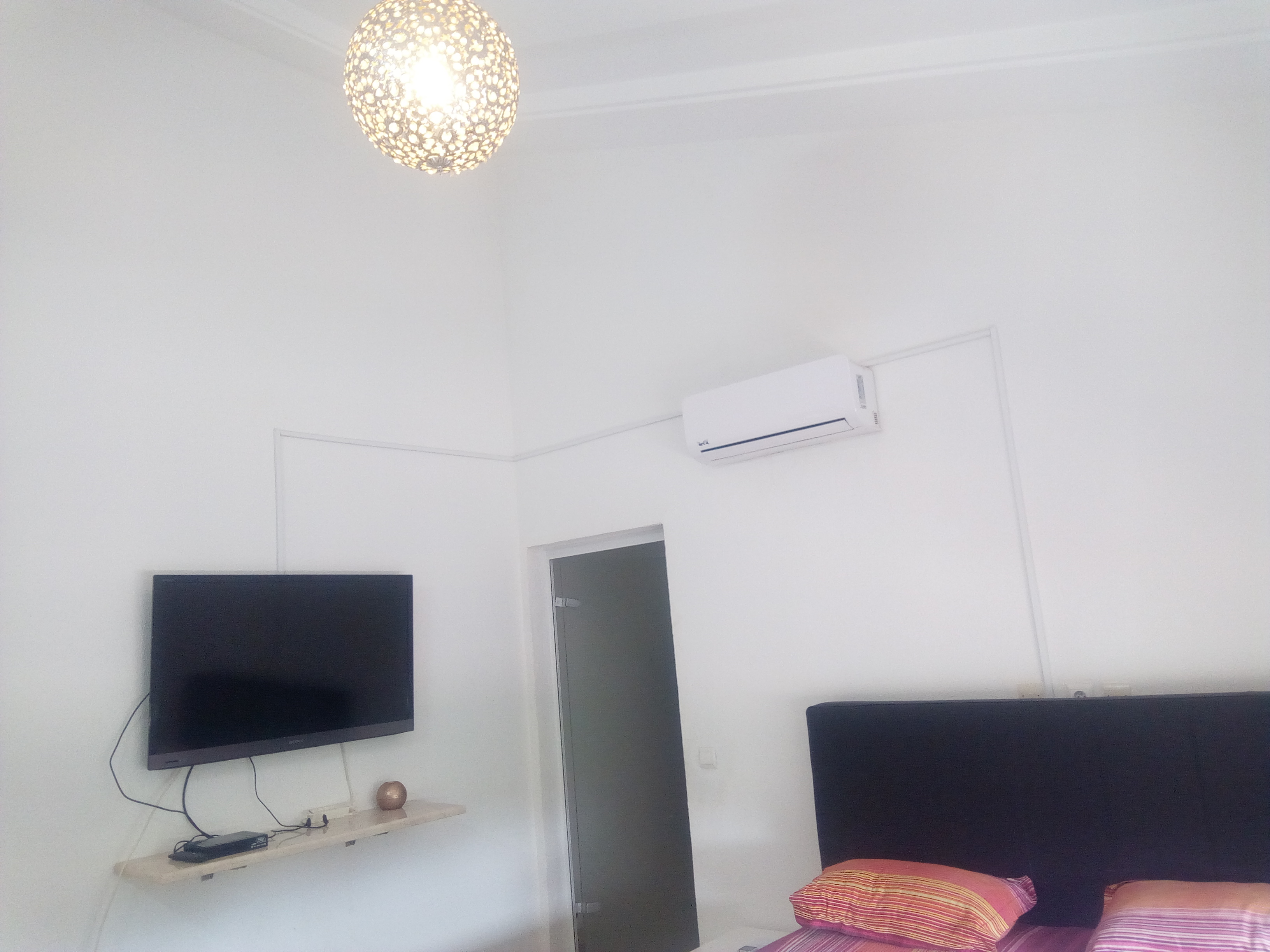 N° 4766 :
                            Studio meublé à louer , Adidogome, Lome, Togo : 600 000 XOF/mois