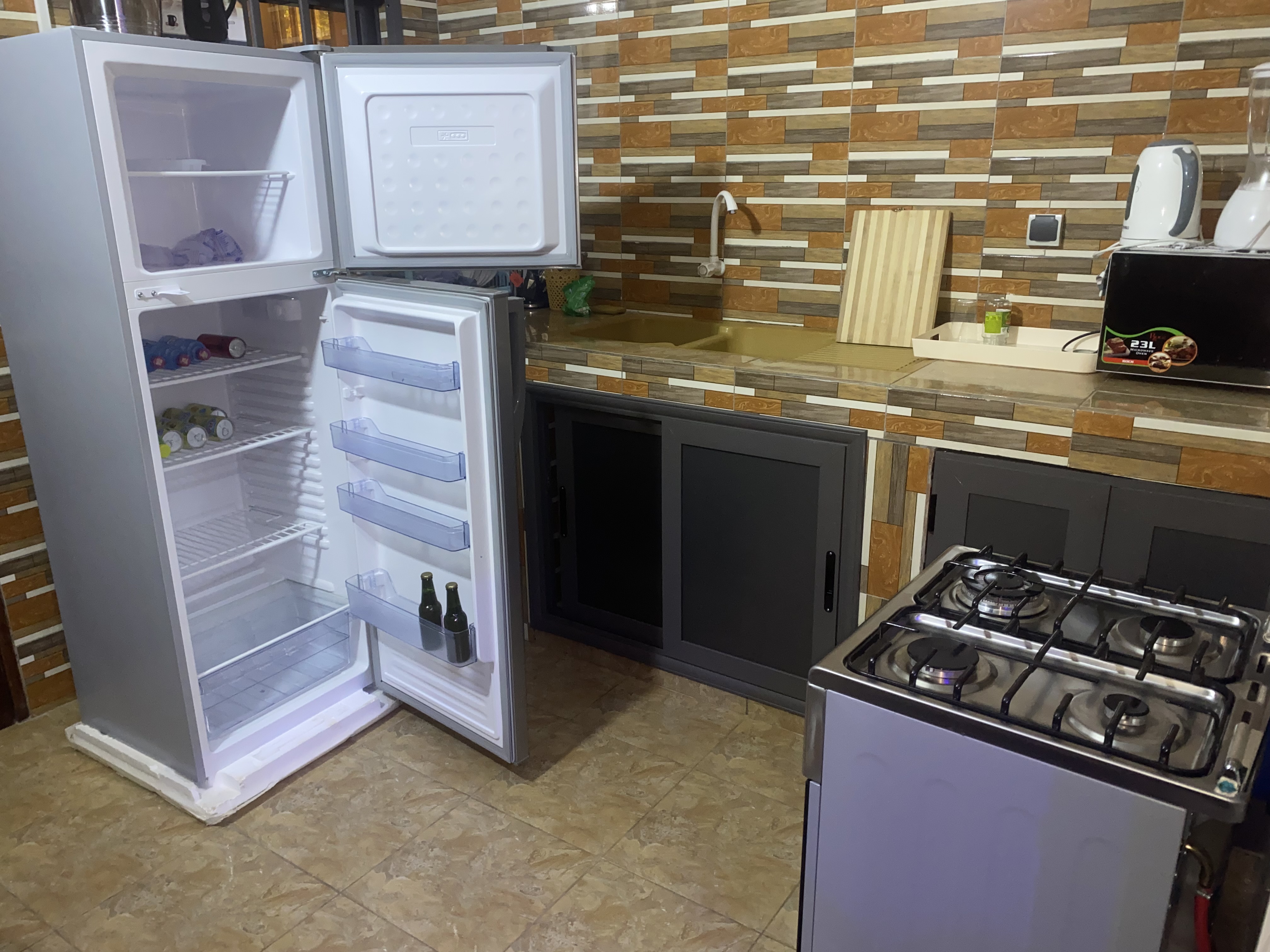 N° 5442 :
                            Appartement meublé à louer , Agbalepedo , Lome, Togo : 600 000 XOF/mois