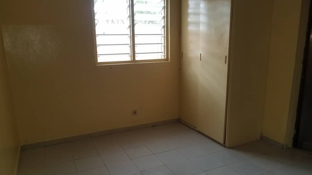 N° 5370 :
                            Villa à louer , Adidogome , Lome, Togo : 80 000 XOF/mois