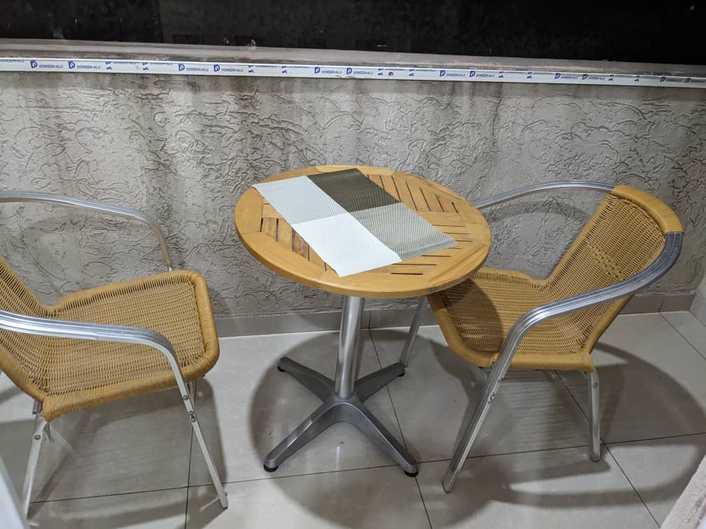 N° 5348 :
                            Appartement meublé à louer , Kodjoviakope, Lome, Togo : 300 000 XOF/mois