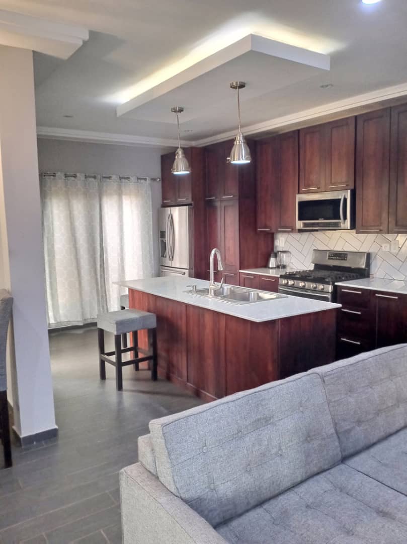 N° 5354 :
                            Appartement meublé à louer , Adidogome, Lome, Togo : 450 000 XOF/mois