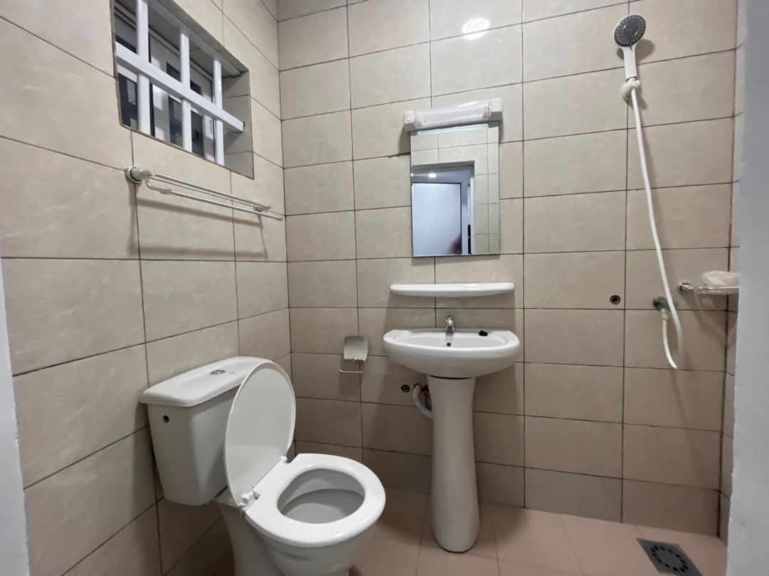N° 5362 :
                            Villa meublée à louer , Adidogome, Lome, Togo : 450 000 XOF/mois