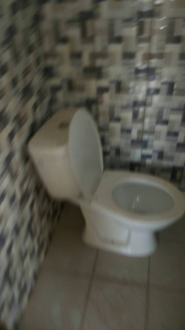 N° 4126 :
                            Villa à louer , Totsi, Lome, Togo : 130 000 XOF/mois