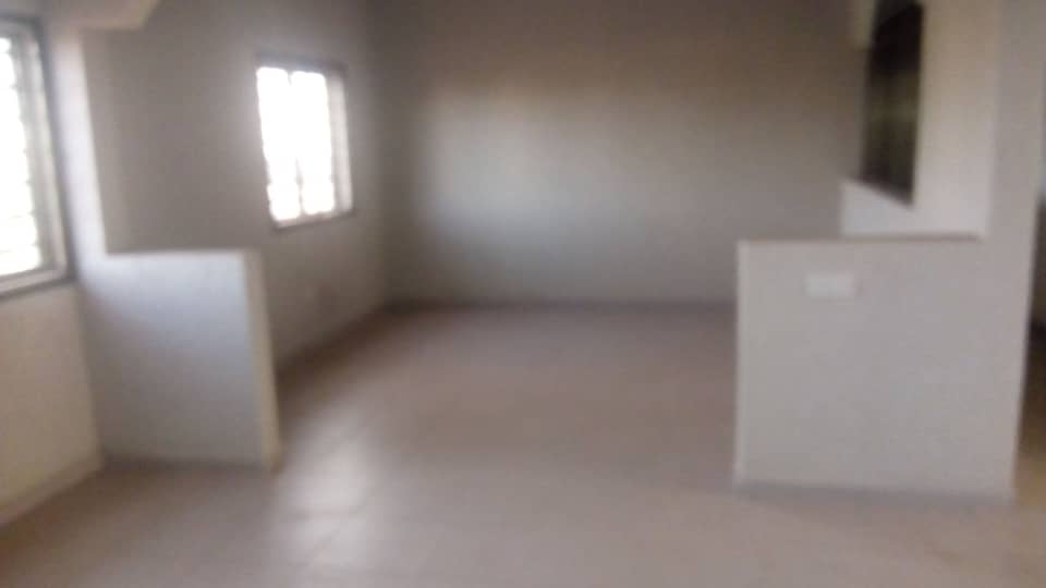 N° 4191 :
                            Villa à louer , Agoe, Lome, Togo : 160 000 XOF/mois