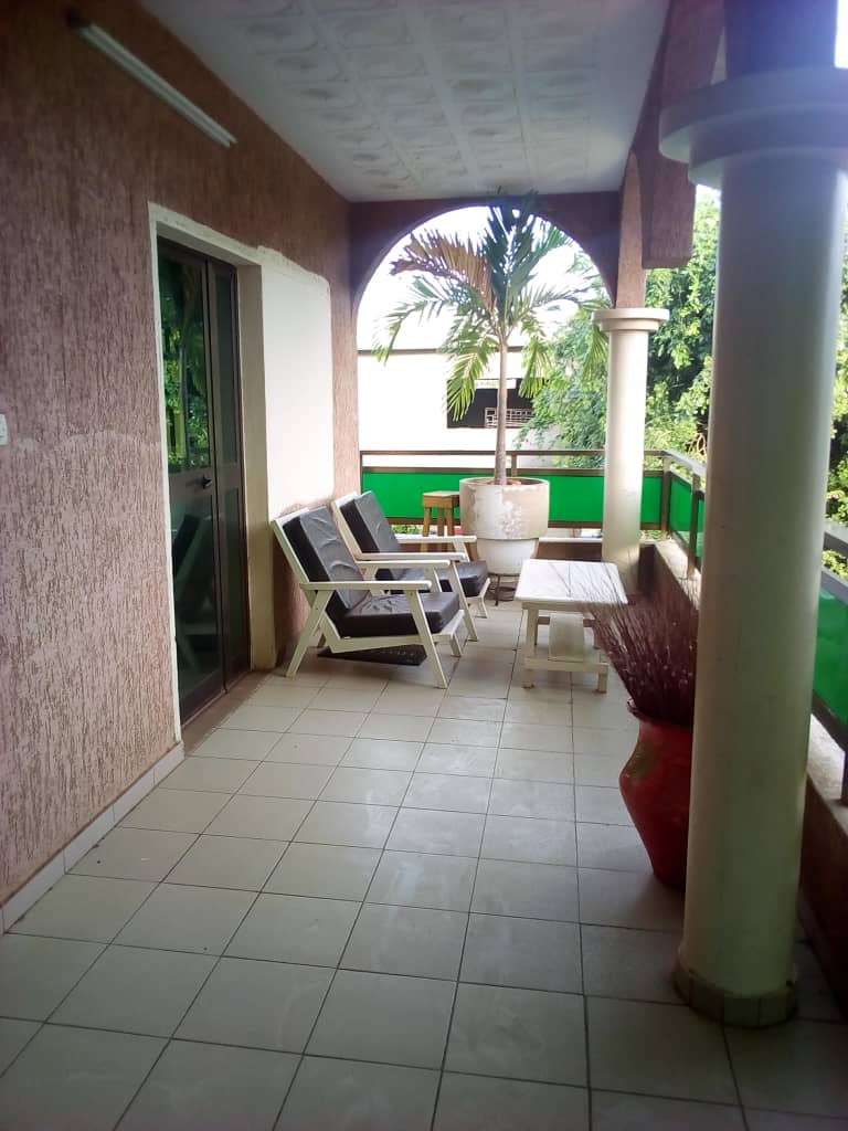 N° 4667 :
                            Studio meublé à louer , Hedzranawoe , Lome, Togo : 150 000 XOF/mois