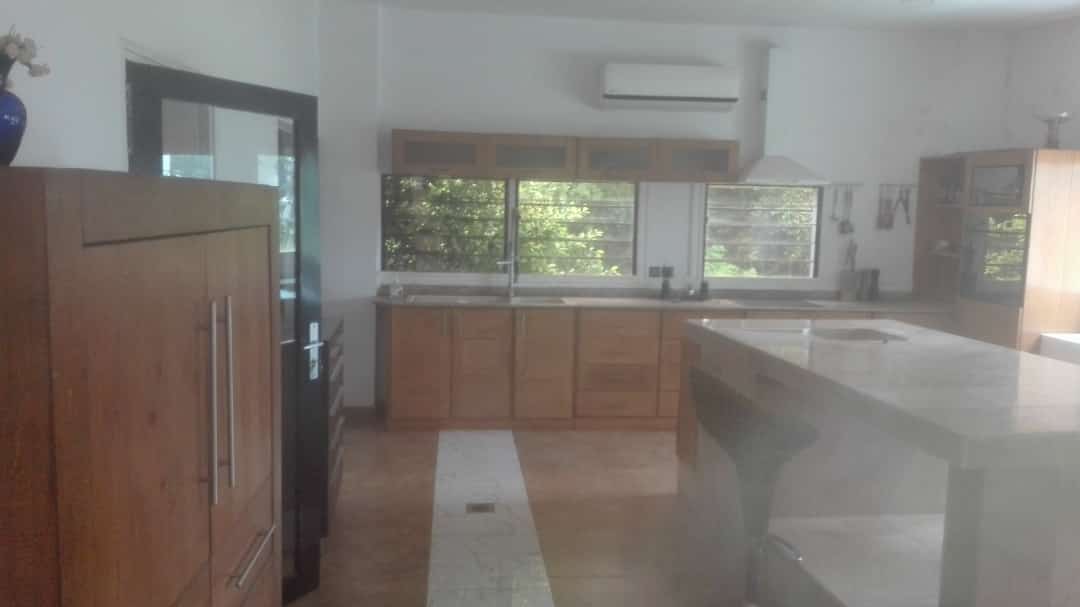 N° 4700 :
                            Villa à louer , Agoe legbassito, Lome, Togo : 700 000 XOF/mois