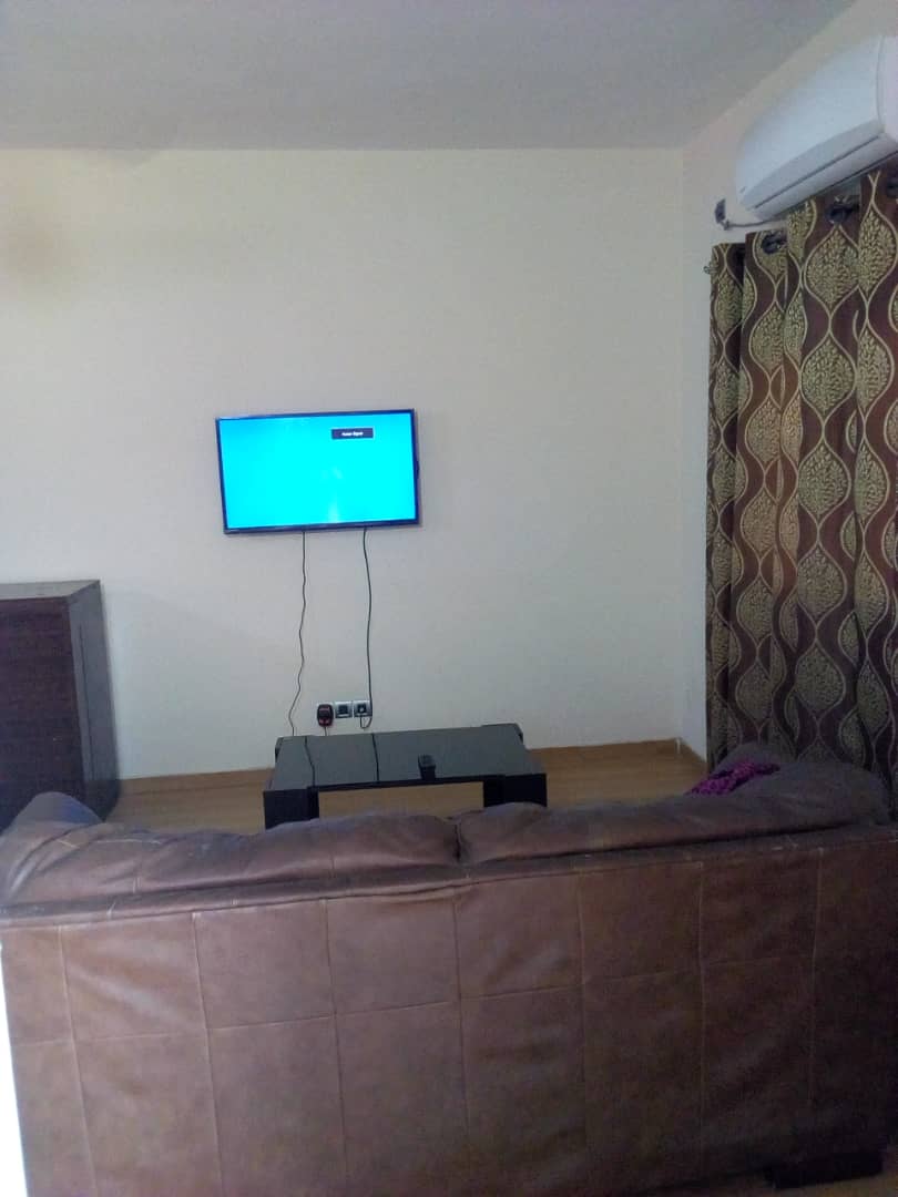 N° 4701 :
                            Appartement meublé à louer , Hedzranawoe , Lome, Togo : 250 000 XOF/mois