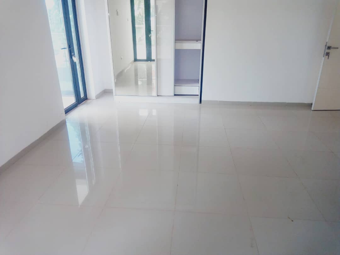 N° 4835 :
                            Villa à louer , Kegue, Lome, Togo : 900 000 XOF/mois