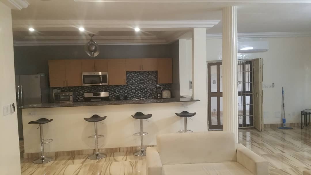 N° 4715 :
                            Appartement meublé à louer , Adidogome, Lome, Togo : 350 000 XOF/mois