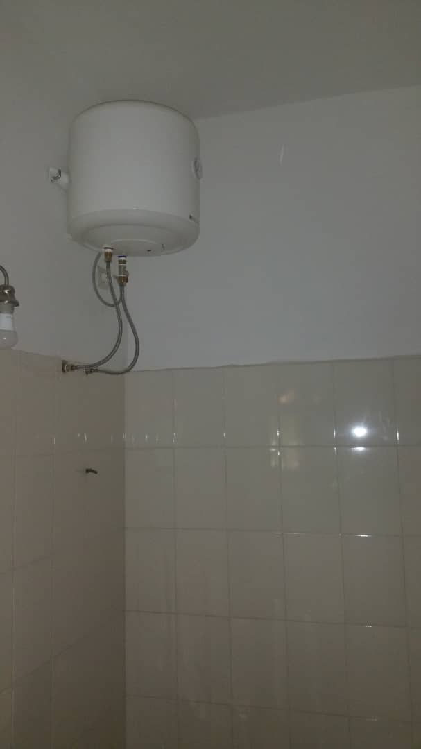 N° 4715 :
                            Appartement meublé à louer , Adidogome, Lome, Togo : 350 000 XOF/mois