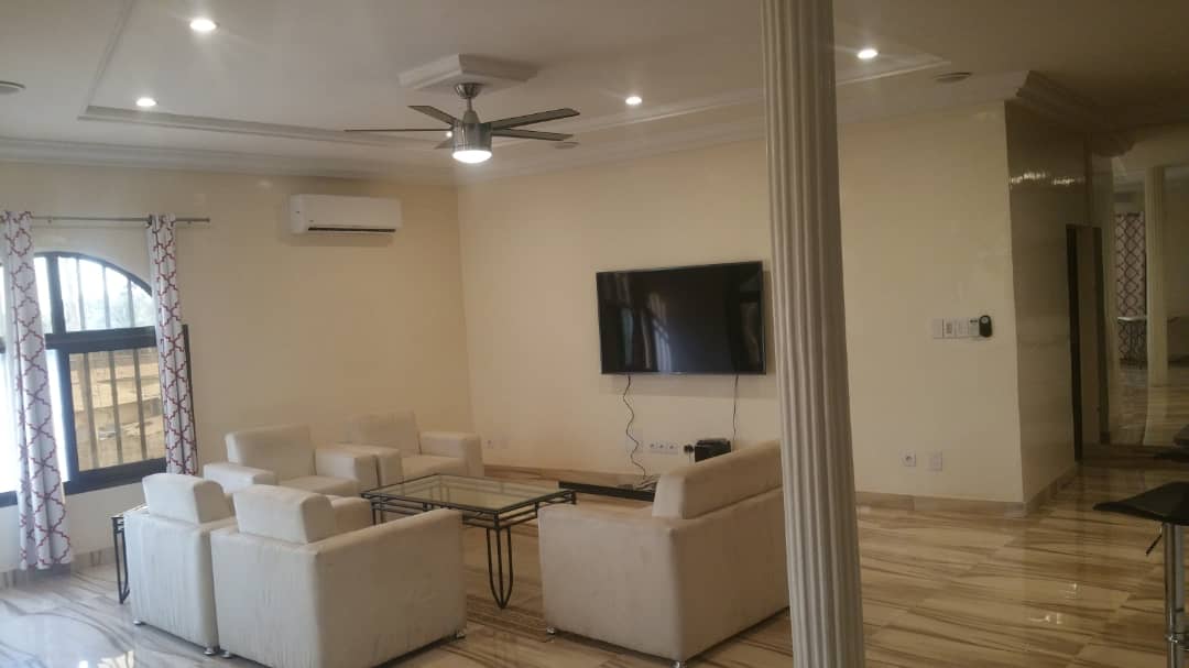 N° 4715 :
                            Appartement meublé à louer , Adidogome, Lome, Togo : 350 000 XOF/mois