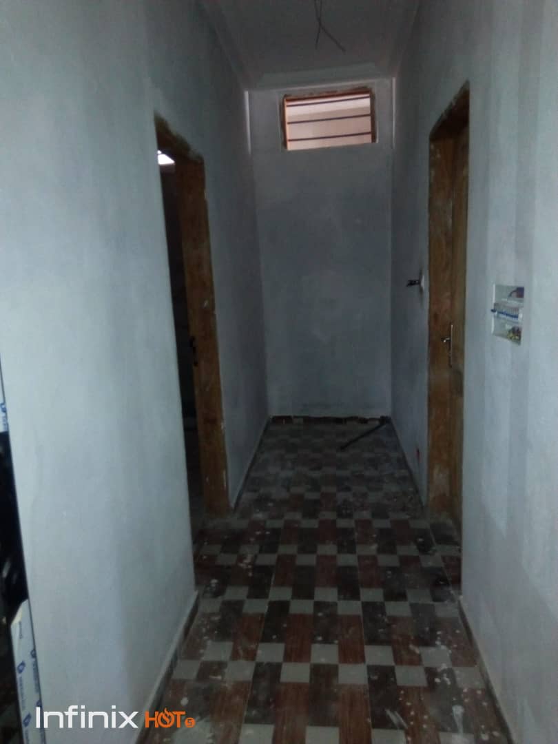 N° 4709 :
                            Villa à louer , Agoe legbassito, Lome, Togo : 70 000 XOF/mois