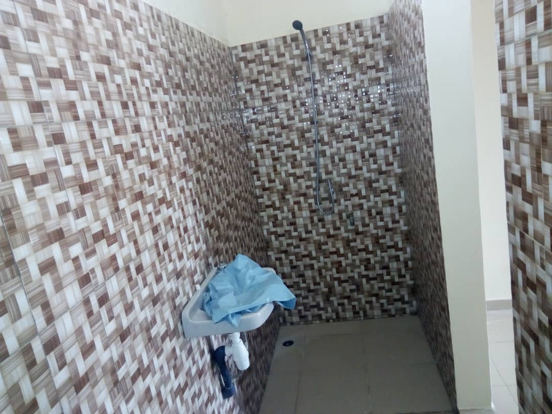 N° 4710 :
                            Chambre à louer , Avedji, Lome, Togo : 25 000 XOF/mois