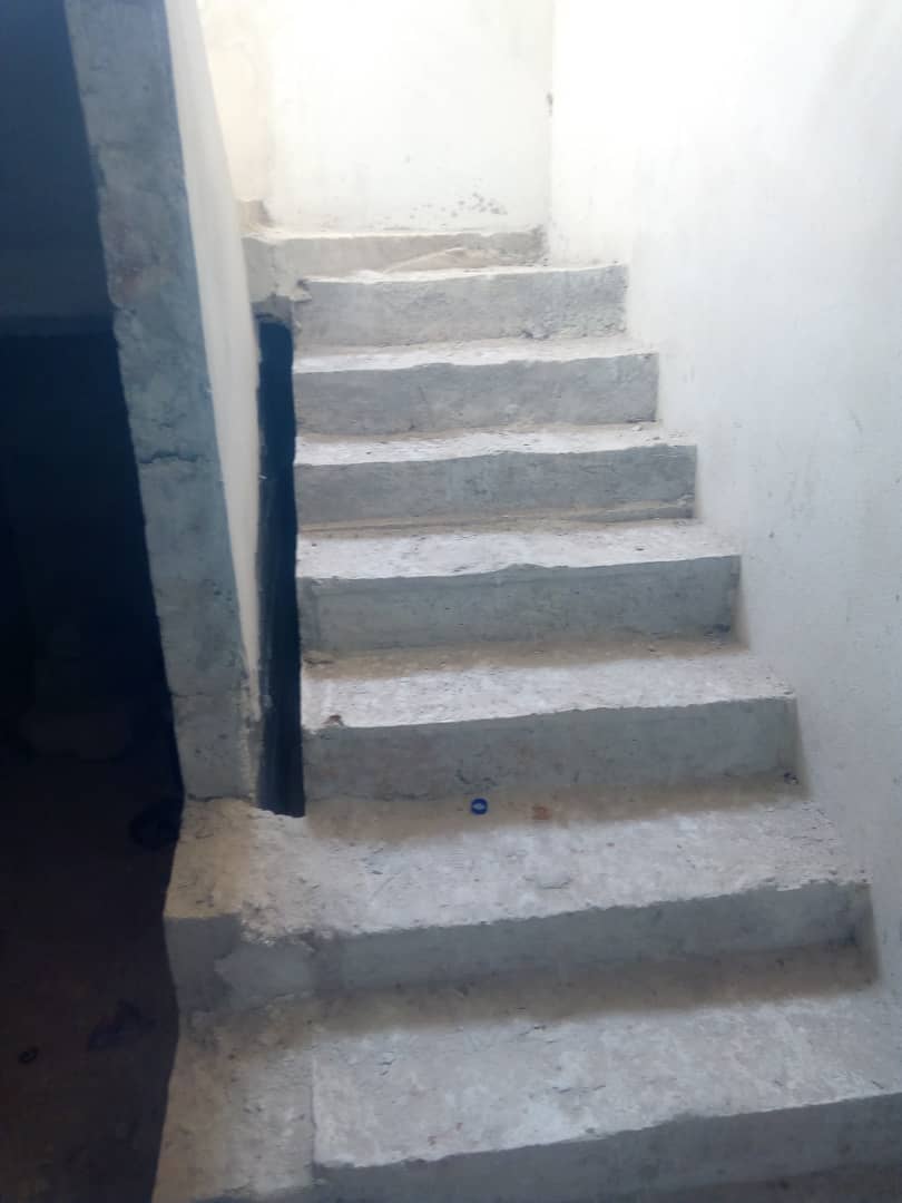 N° 4729 :
                            Villa à vendre , Avenou , Lome, Togo : 25 000  000 XOF/vie