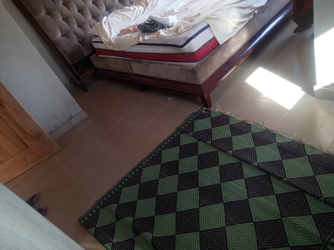 N° 4729 :
                            Villa à vendre , Avenou , Lome, Togo : 25 000  000 XOF/vie