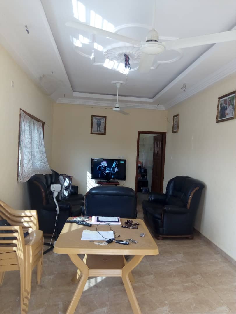 N° 4716 :
                            Villa à vendre , Zanguera agbleliko, Lome, Togo : 20 000  000 XOF/vie