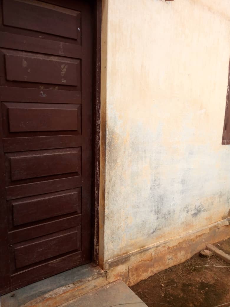 N° 4723 :
                            Maison à vendre , Hedzranawoe, Lome, Togo : 35 000  000 XOF/vie