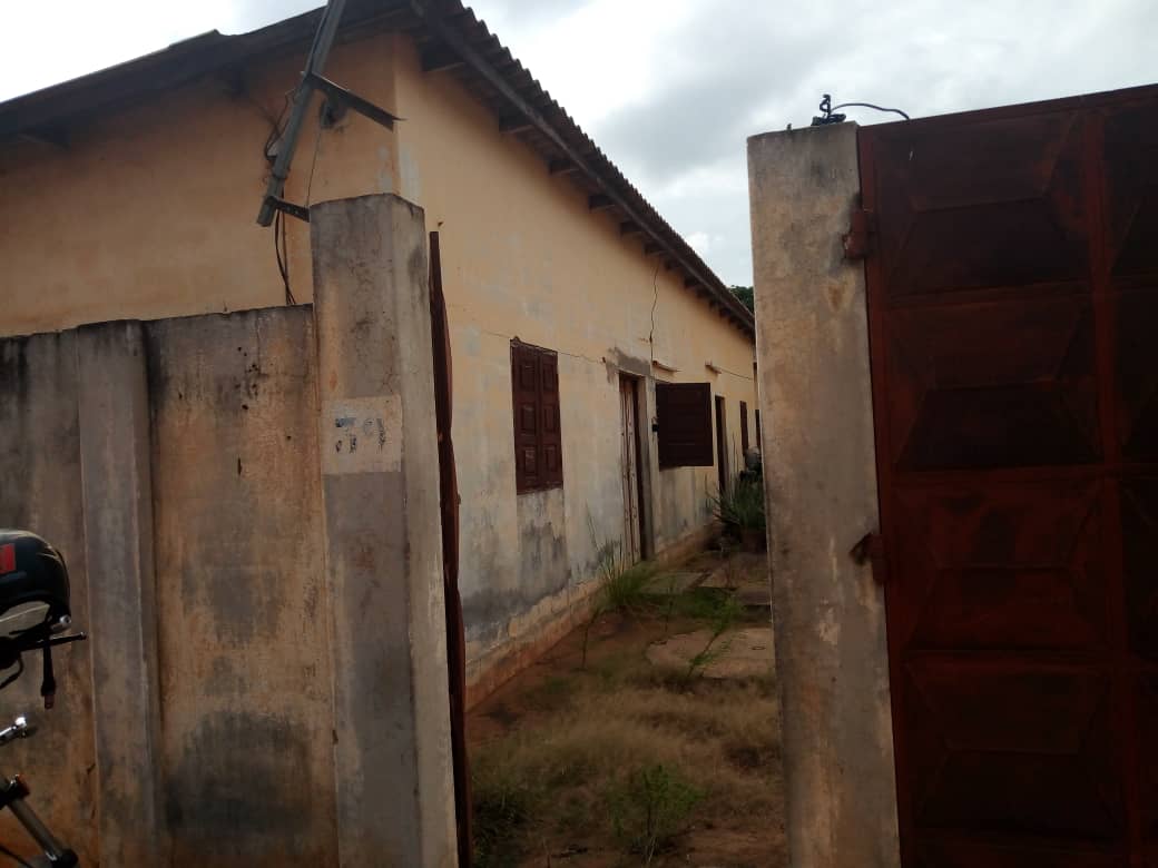 N° 4723 :
                            Maison à vendre , Hedzranawoe, Lome, Togo : 35 000  000 XOF/vie