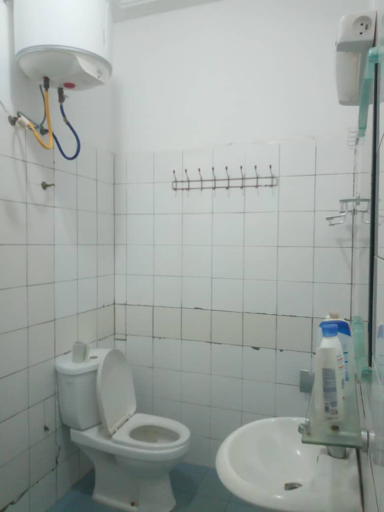 N° 4734 :
                            Appartement meublé à louer , Adidogome, Lome, Togo : 200 000 XOF/mois