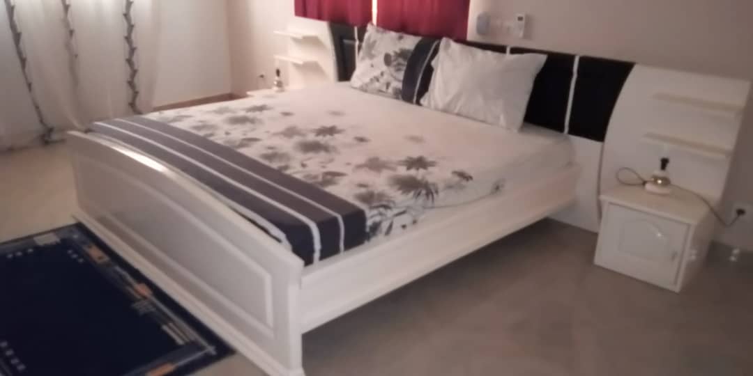 N° 4724 :
                            Appartement meublé à louer , Adidogome, Lome, Togo : 250 000 XOF/mois
