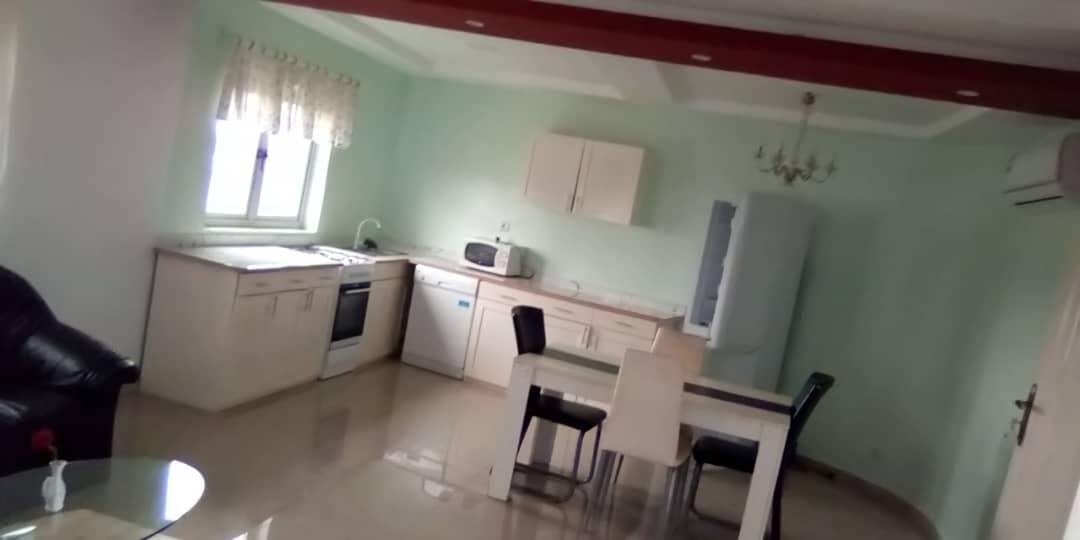 N° 4724 :
                            Appartement meublé à louer , Adidogome, Lome, Togo : 250 000 XOF/mois
