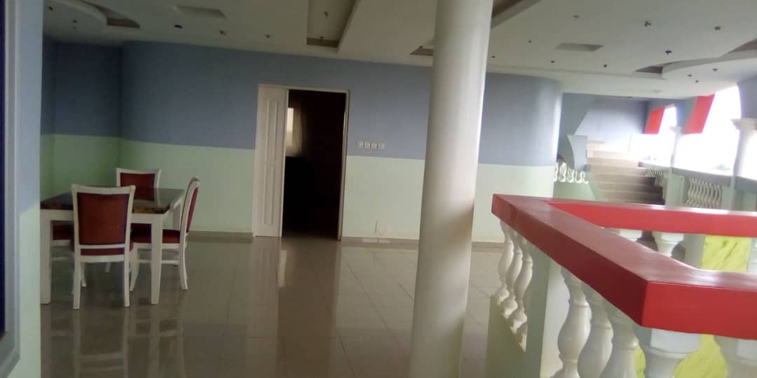 N° 4724 :
                            Appartement meublé à louer , Adidogome, Lome, Togo : 250 000 XOF/mois