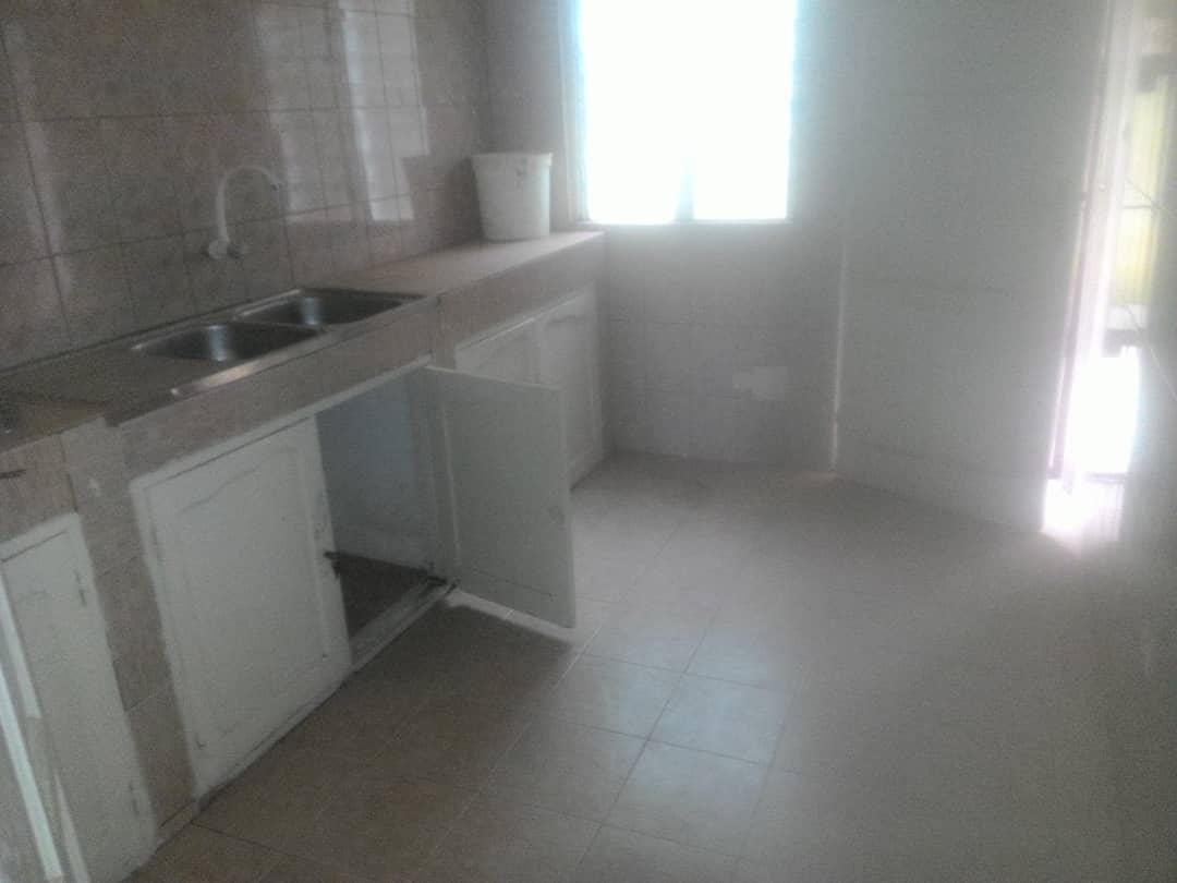 N° 4730 :
                            Villa à louer , Avedji cito, Lome, Togo : 220 000 XOF/mois