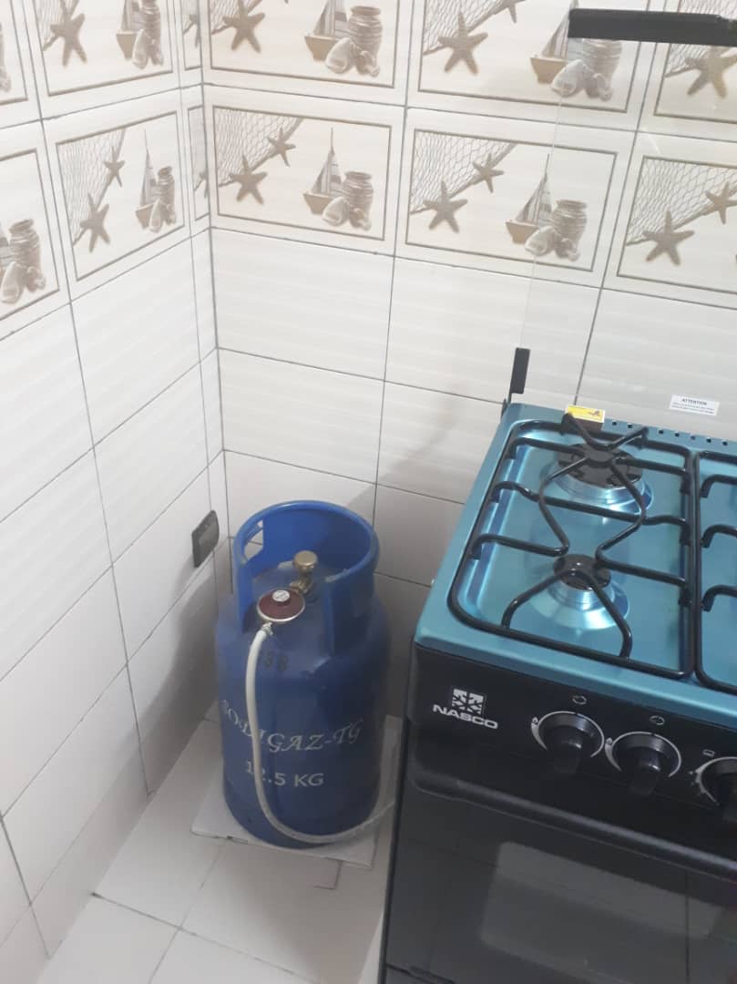 N° 4740 :
                            Appartement meublé à louer , Todman, Lome, Togo : 250 000 XOF/mois