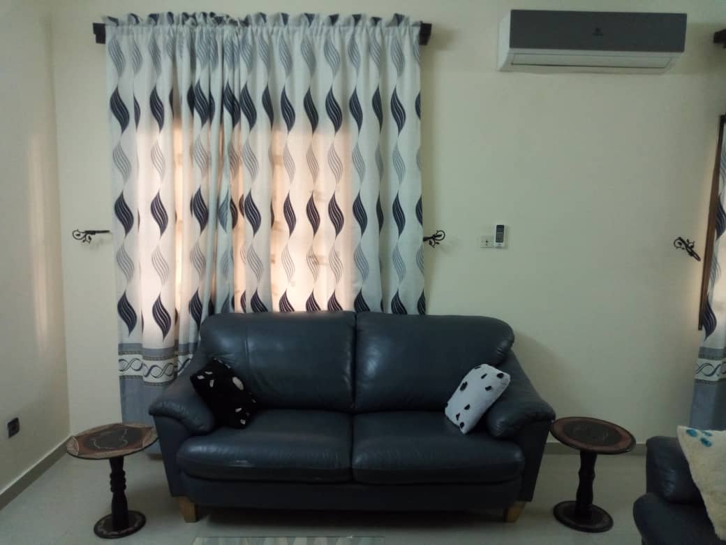 N° 4742 :
                            Appartement meublé à louer , Cassablacca , Lome, Togo : 450 000 XOF/mois