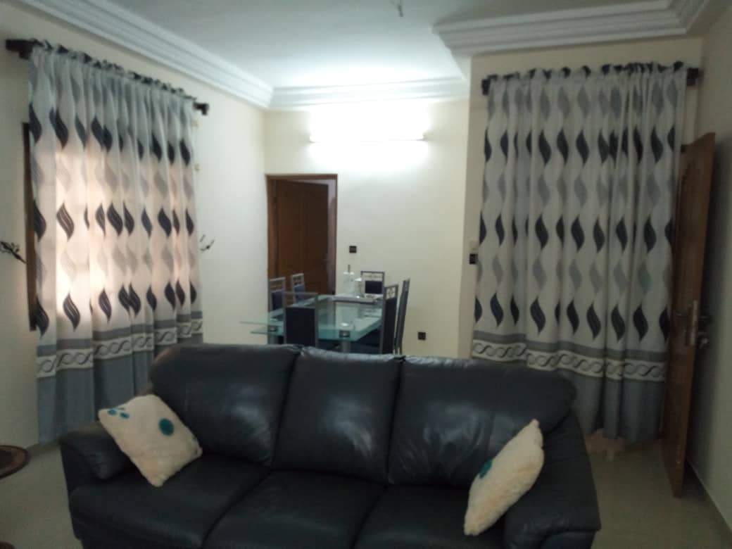 N° 4742 :
                            Appartement meublé à louer , Cassablacca , Lome, Togo : 450 000 XOF/mois