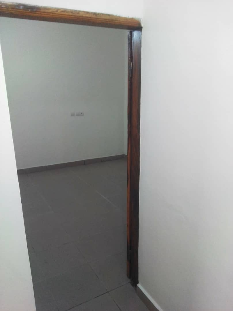 N° 4741 :
                            Appartement à louer , Agoe, Lome, Togo : 60 000 XOF/mois