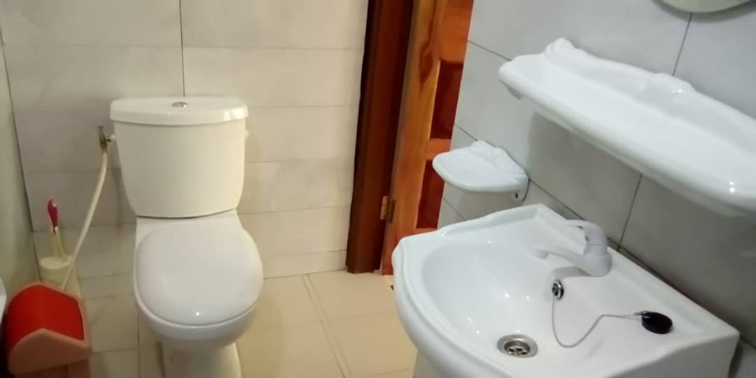 N° 4745 :
                            Studio meublé à louer , Adidogome wognome, Lomé, Togo : 150 000 XOF/mois
